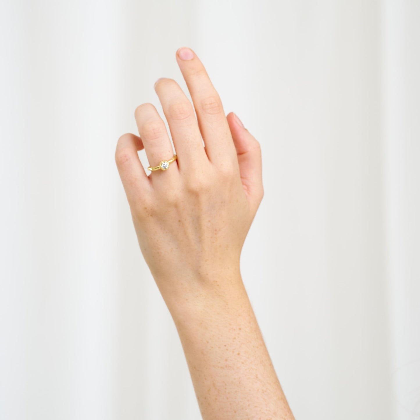 Pure By Nat Clara Ring With Zircon