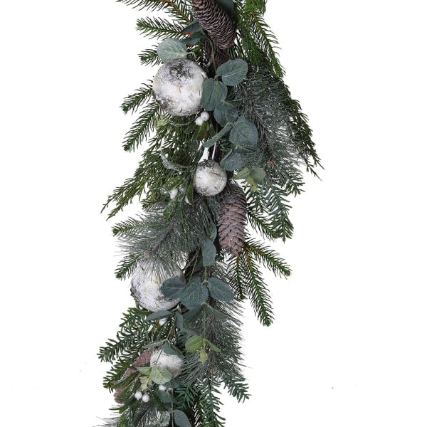 Foliage Bauble Garland