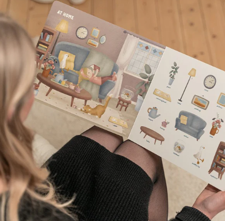 Little Dutch Look and Learn Book: Around the World