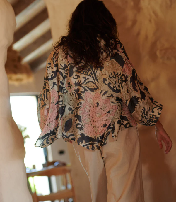 One Hundred Stars Block Taupe Kimono