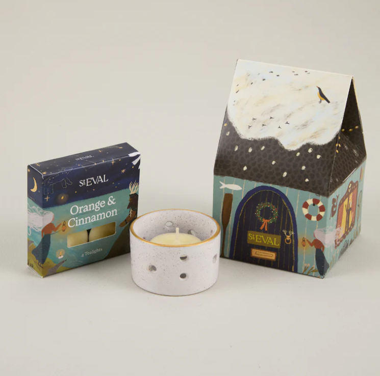 St Eval Christmas Cottage Orange and Cinnamon