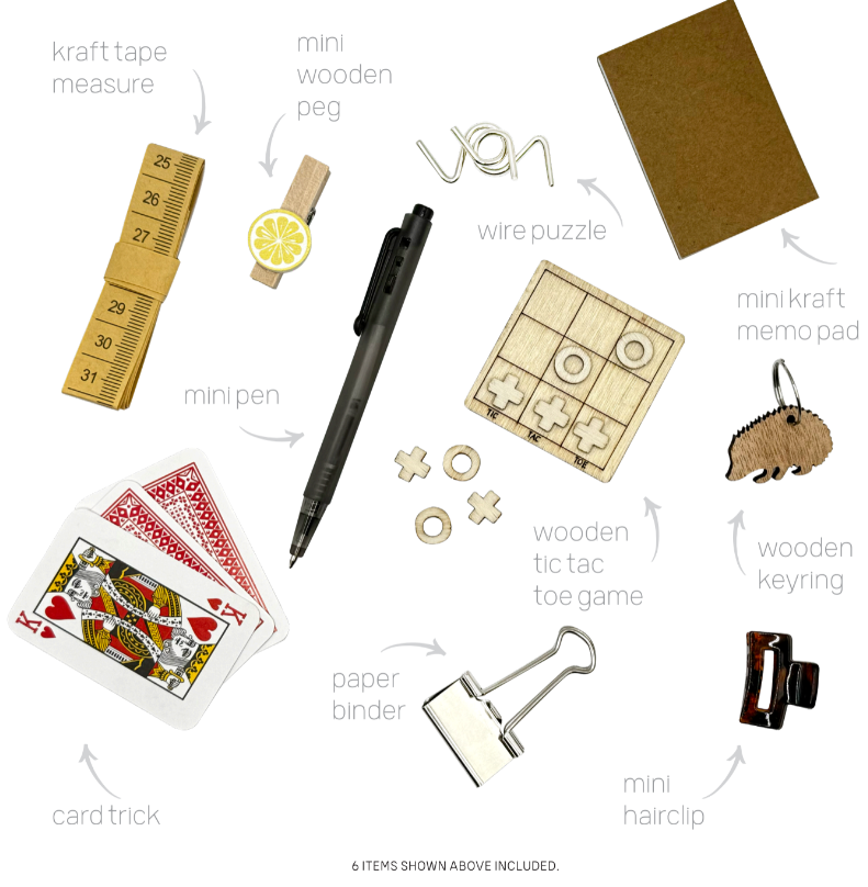 Holy and Ivy Crackers - Mini Santa and Friends