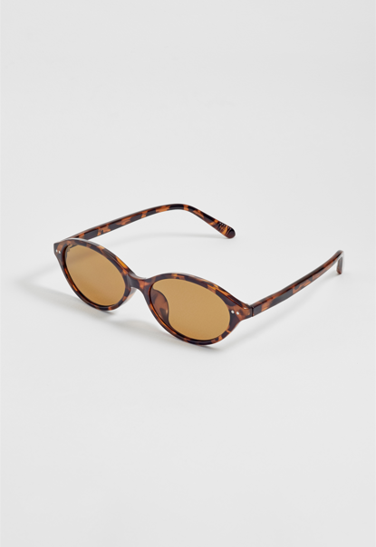 Estella Bartlett Sunglasses - Jakarta -Brown Tortoise
