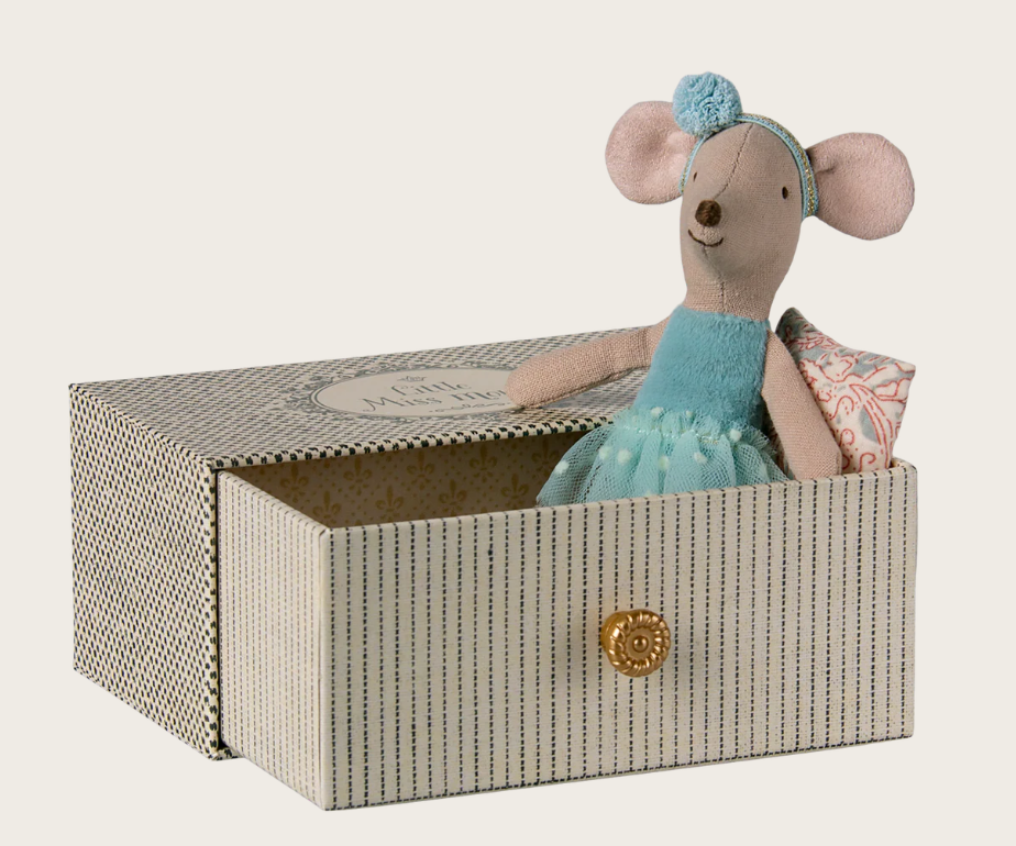 Maileg Dance Mouse in Daybed - Little Sister