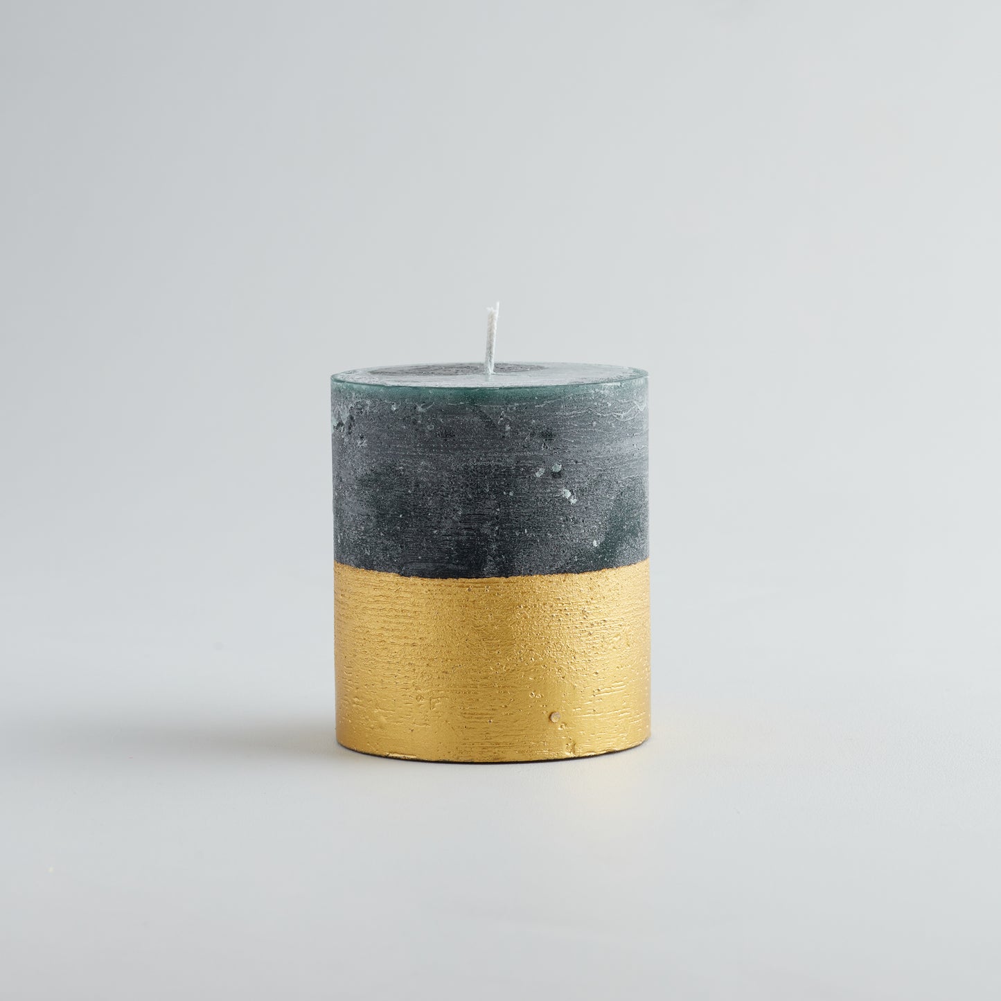 St Eval Gold Half Dipped Pillar Winter Thyme
