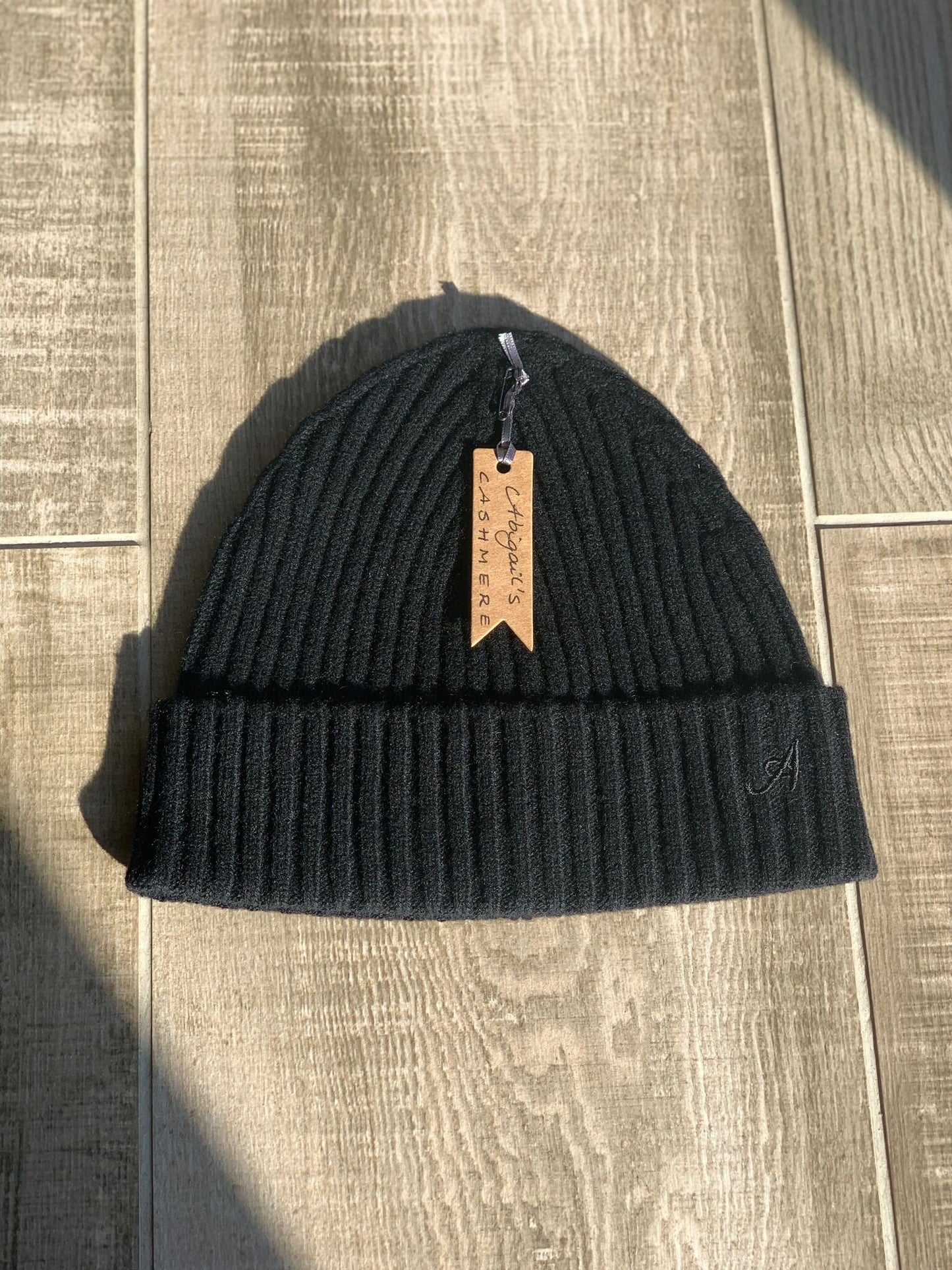 Abigail’s Cashmere Beanie Hat - Black