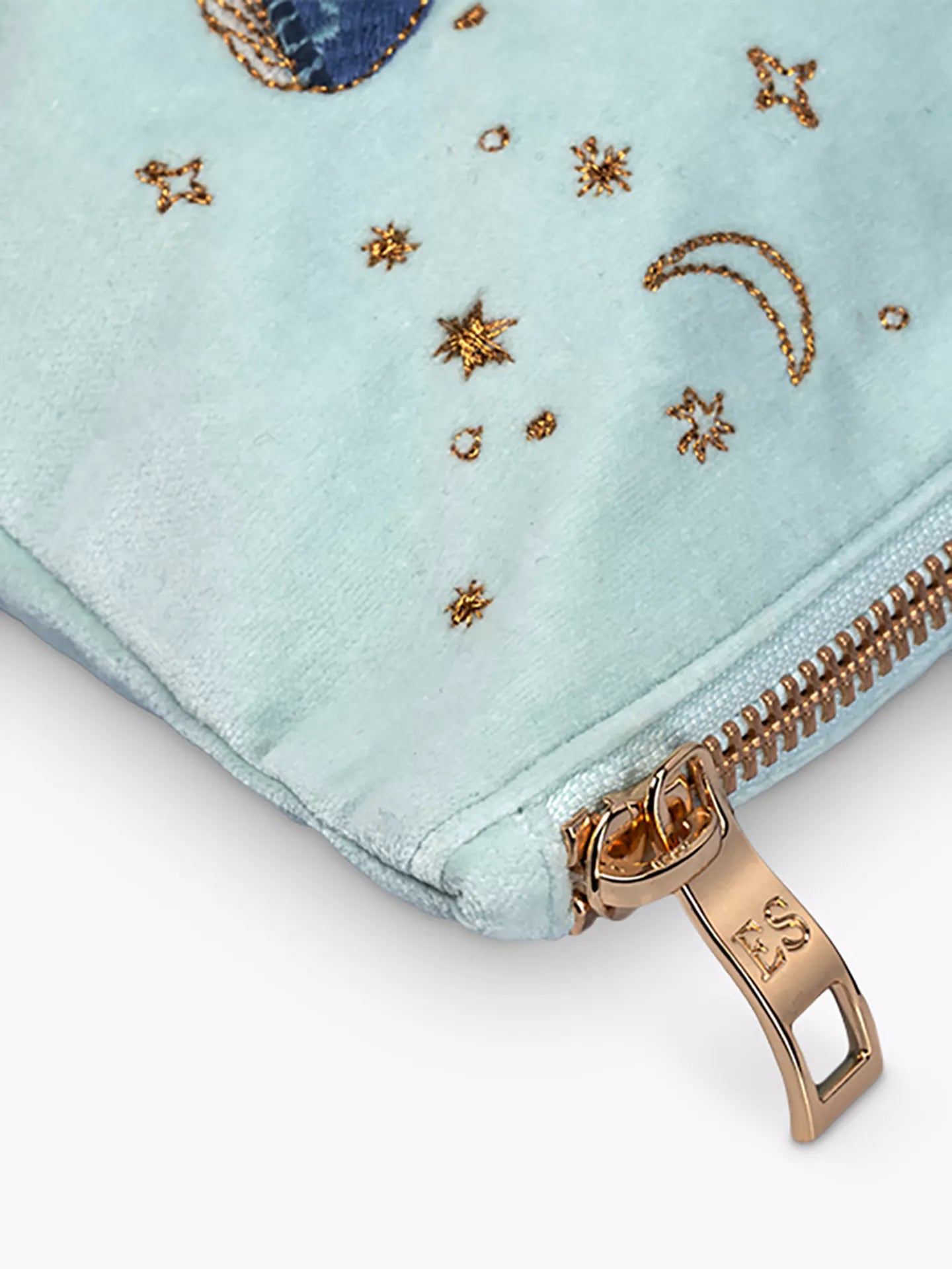 Elizabeth Scarlett Ice Blue Velvet Everyday Pouch - Mystical Whale