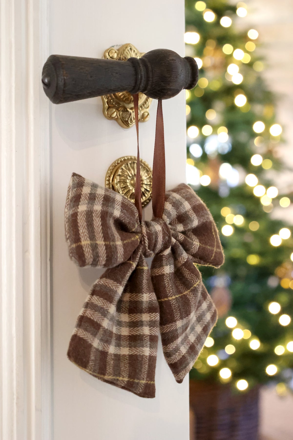 Bow Pendant