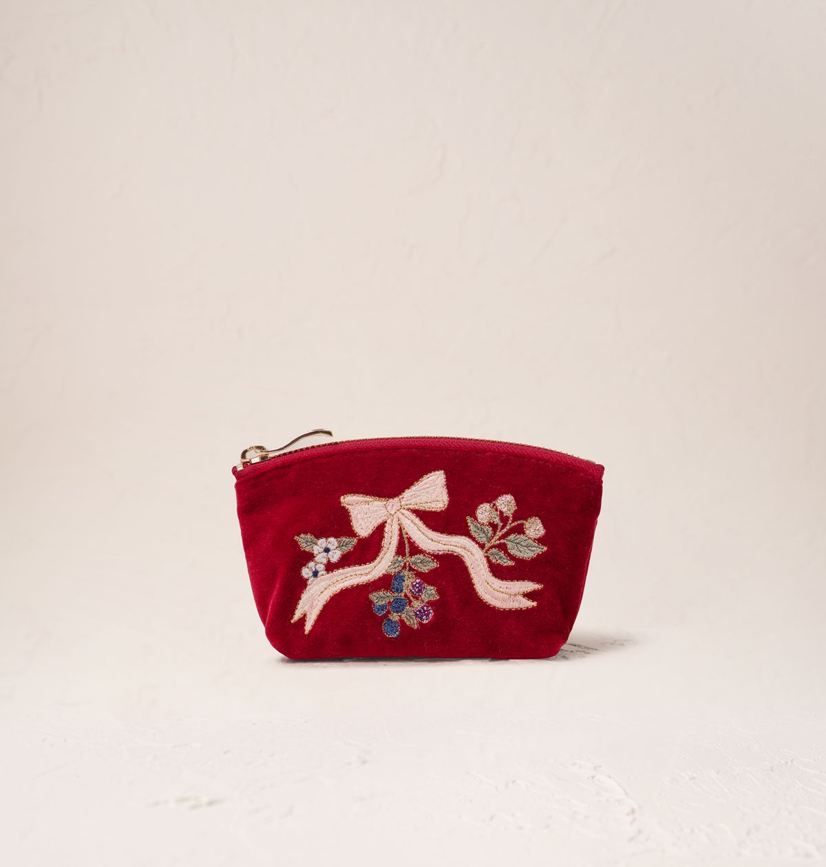Elizabeth Scarlett Rouge Velvet Coin Purse - Berries & Bows