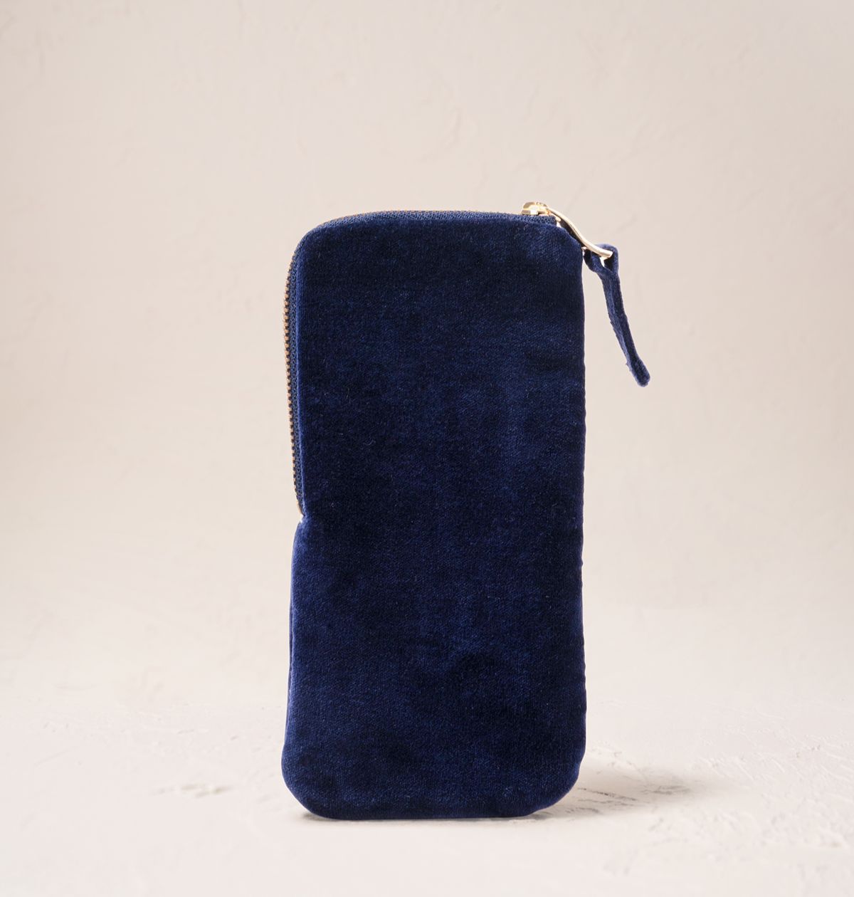 Elizabeth Scarlett Navy Velvet Glasses Case - Cosmic Charms