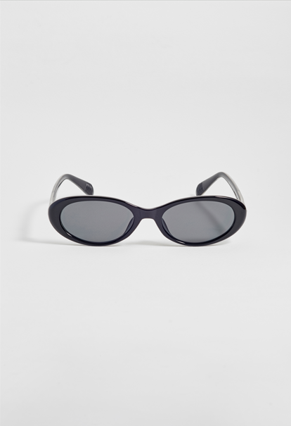 Estella Bartlett Sunglasses - Barcelona - Black