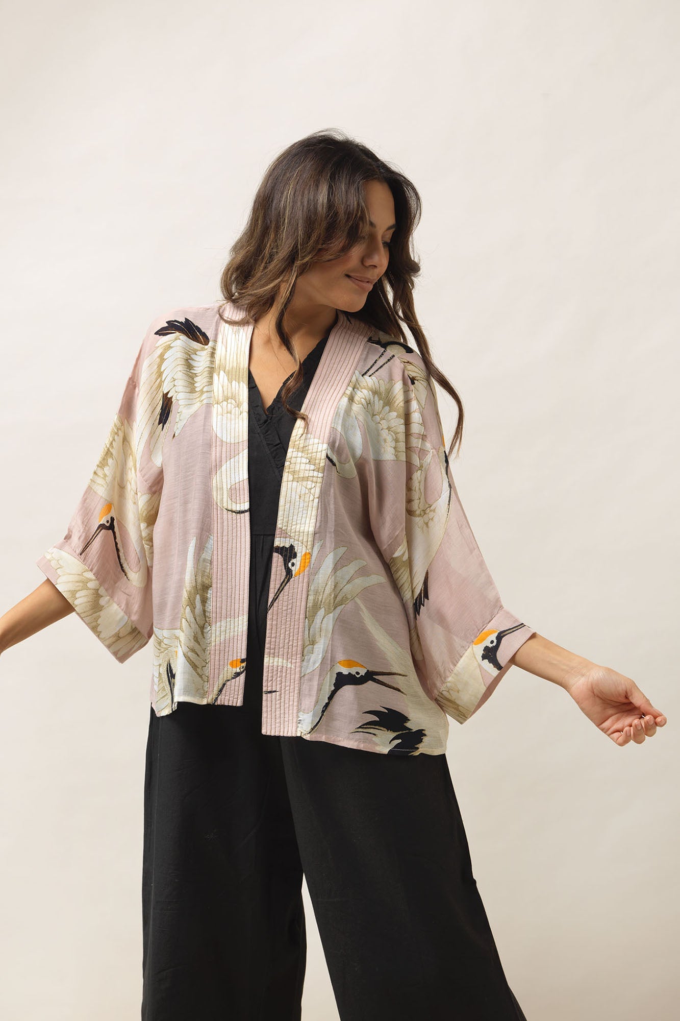 One Hundred Stars Stork Plaster Pink Kimono