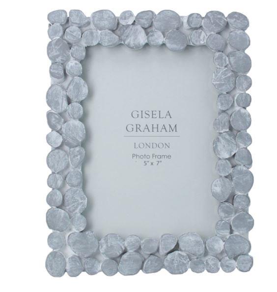 Gisela Graham White Wash Pebble Resin Picture frame